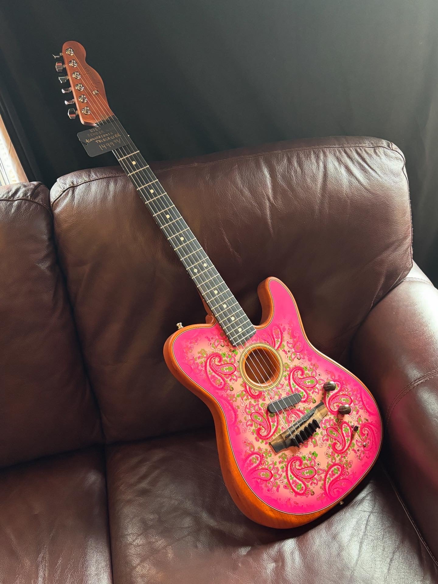 Used Fender USA Acoustasonic Telecaster Paisley Pink