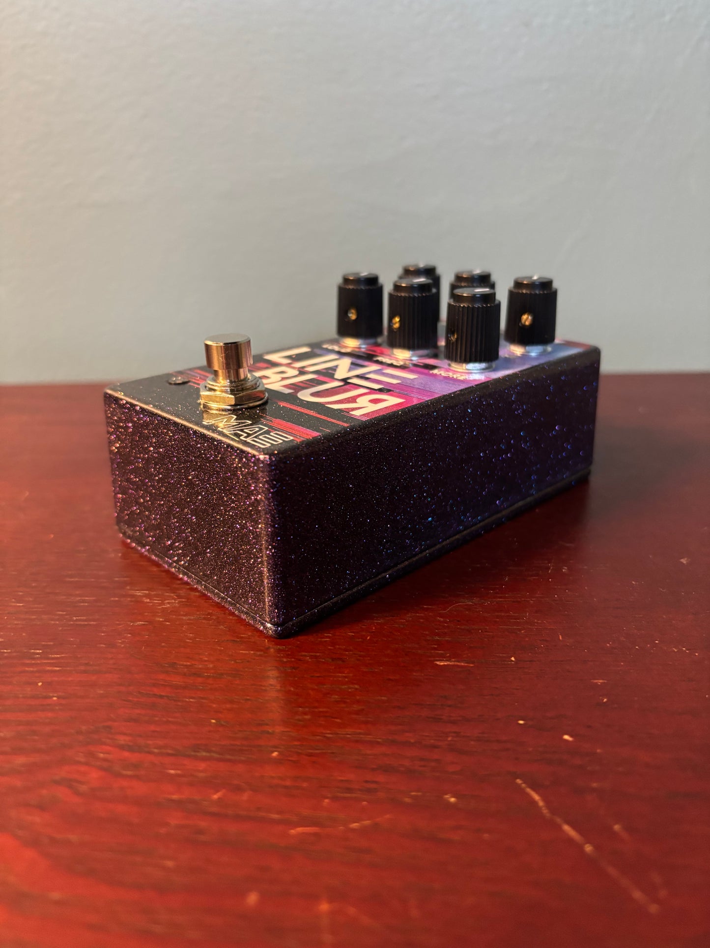 Mask Audio Electronics Line Blur