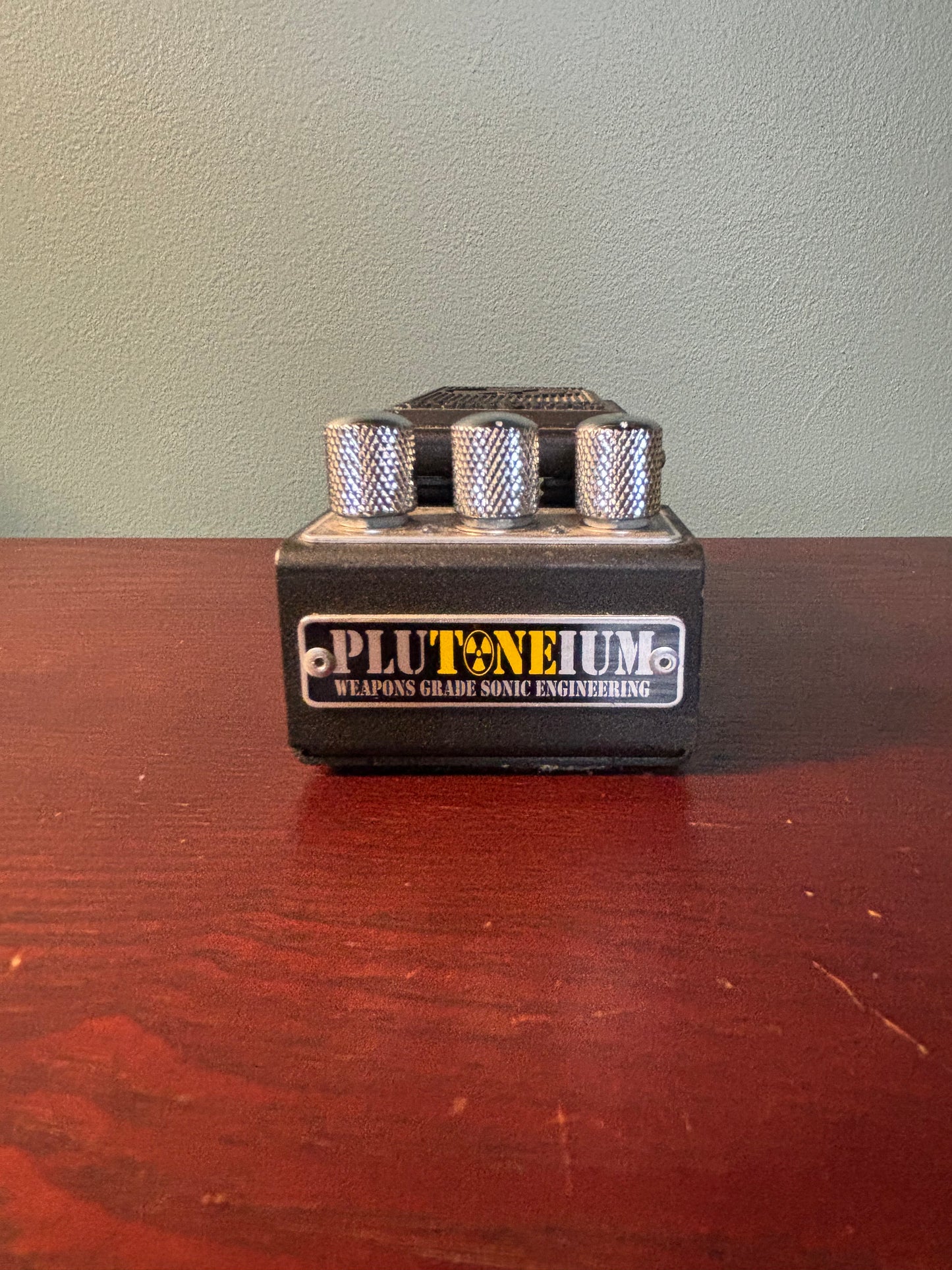 Used PluTONEium Chi-wah Wah