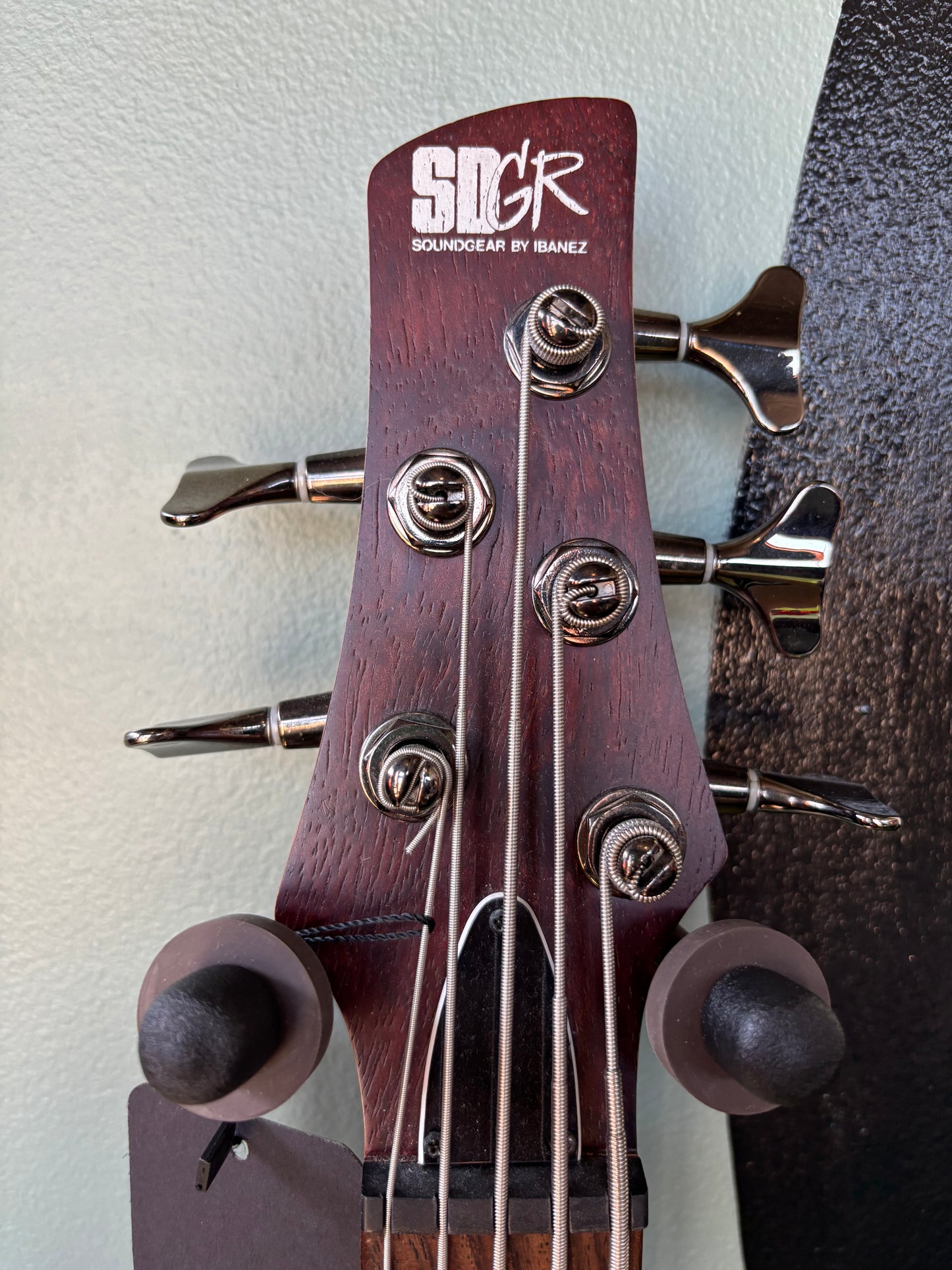 Used Ibanez SR505L Left-Handed Bass