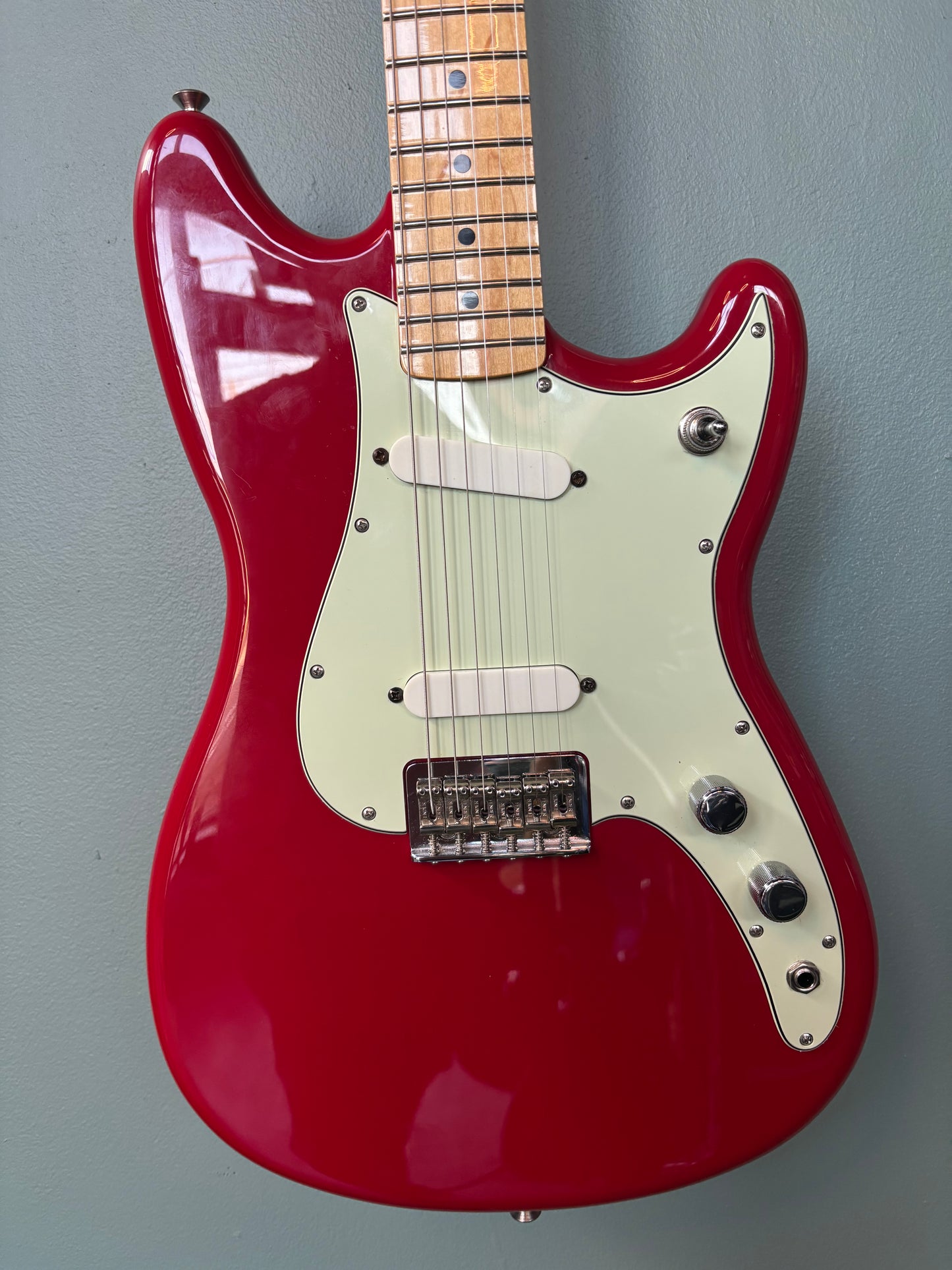 Used Fender Player Duo-Sonic SS w/Antiquity upgrade