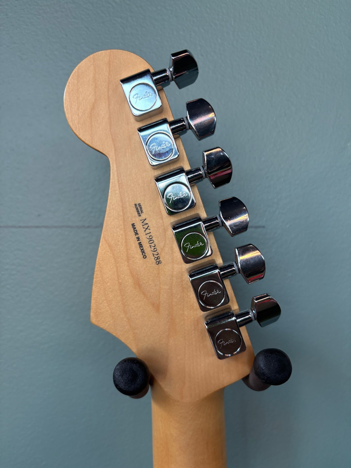 Used Fender Player Duo-Sonic SS w/Antiquity upgrade