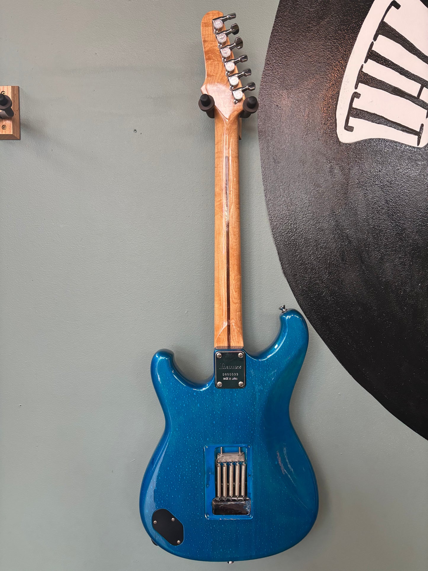 Used Ibanez Roadstar II MIJ