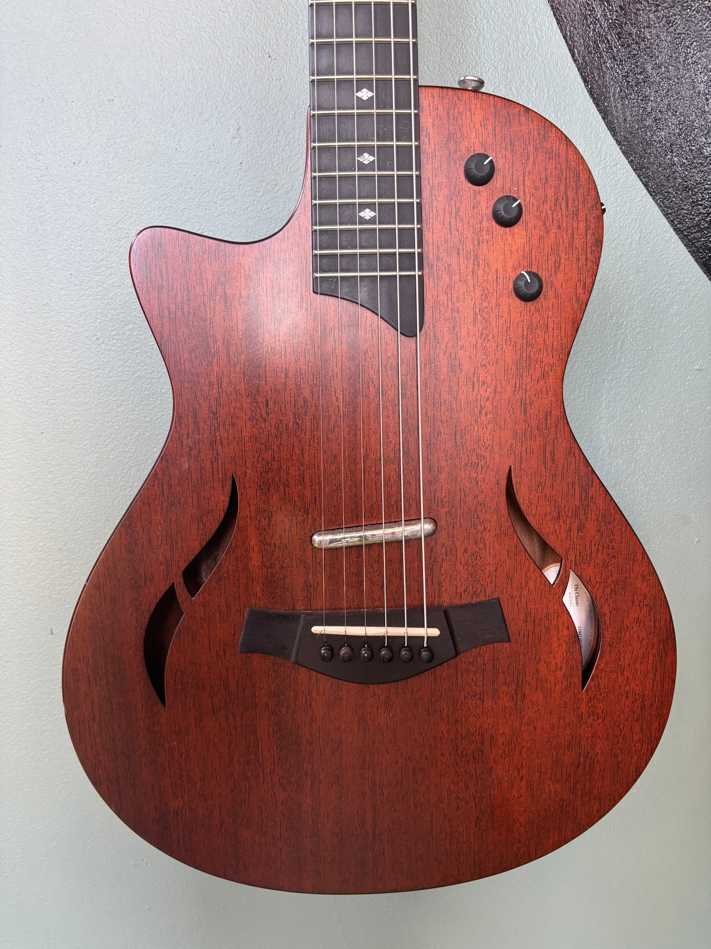 Used Taylor T5Z Classic Left Handed
