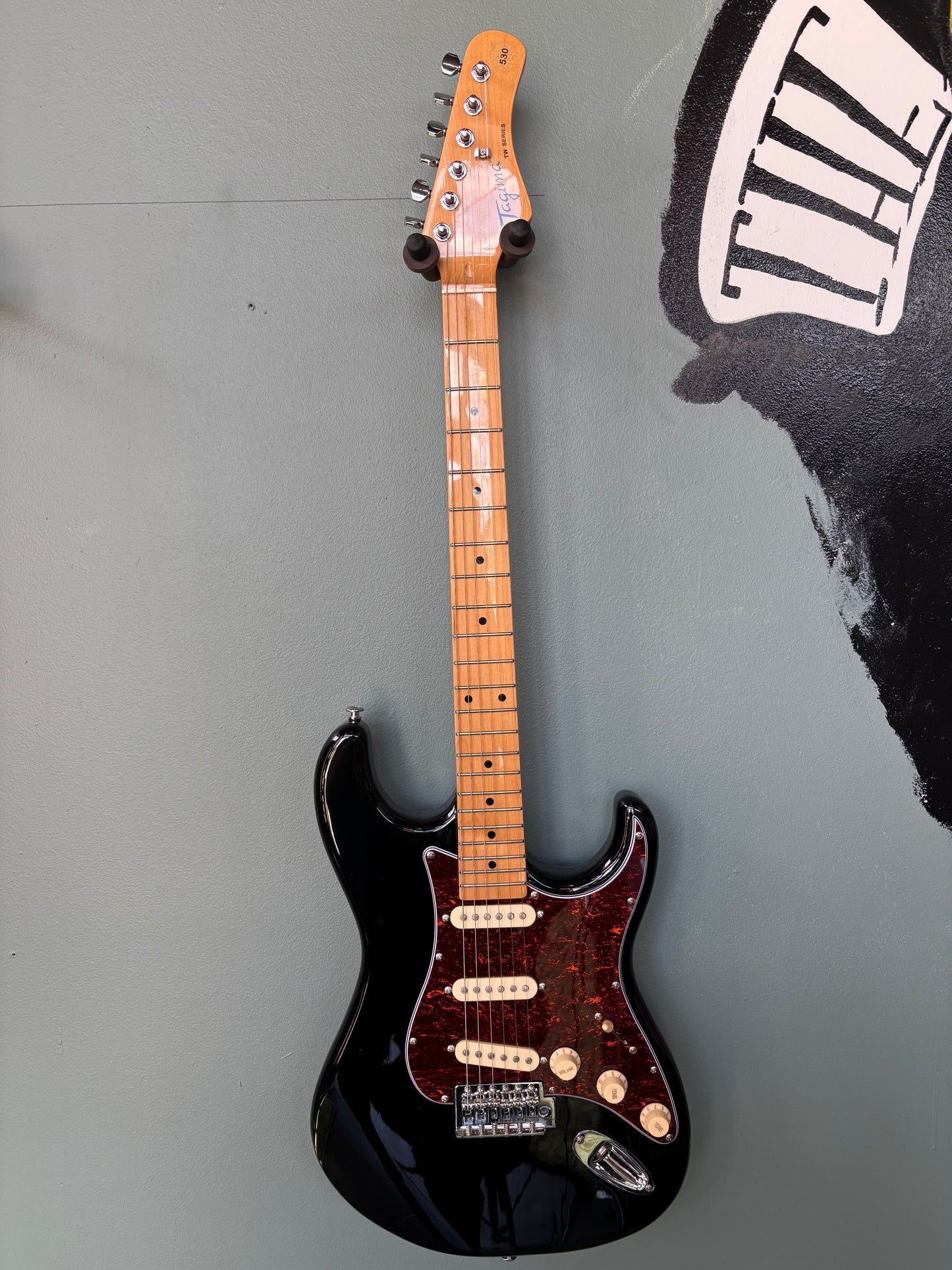 Used Tagima TG 530