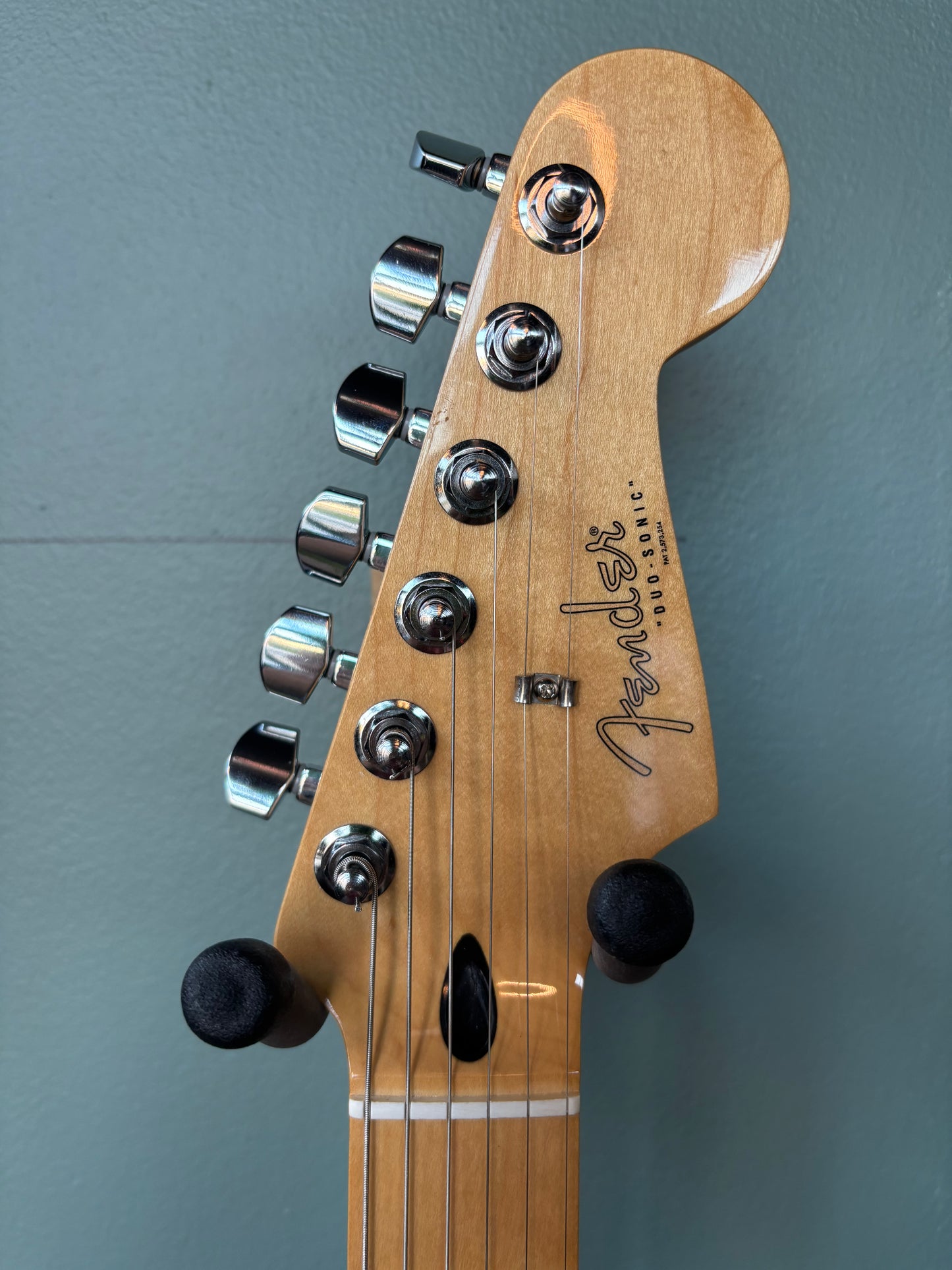 Used Fender Player Duo-Sonic SS w/Antiquity upgrade
