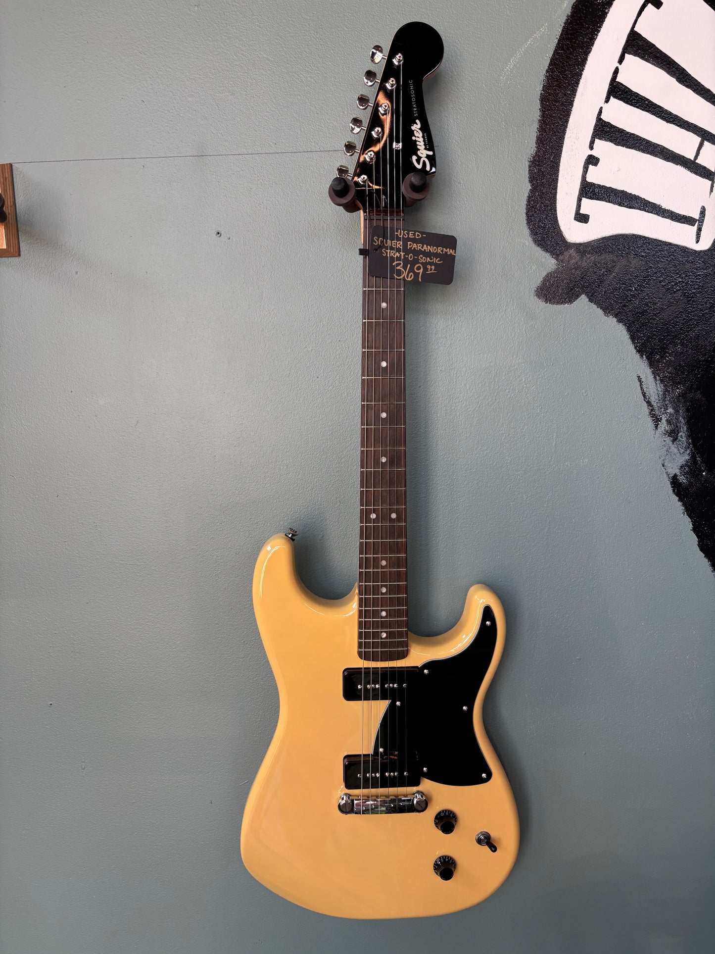 Used Squier Paranormal Strat-O-Sonic
