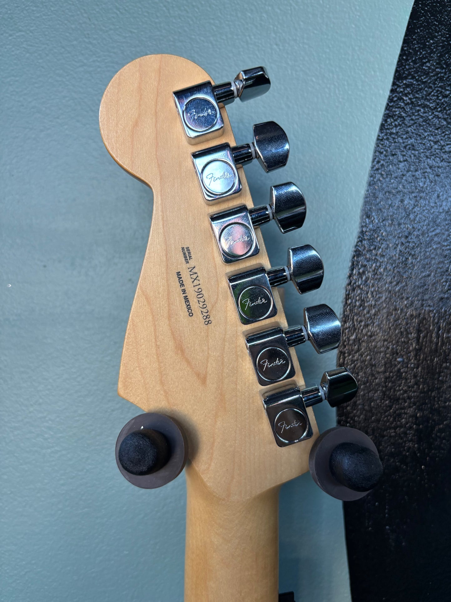 Used Fender Player Duo-Sonic SS w/Antiquity upgrade