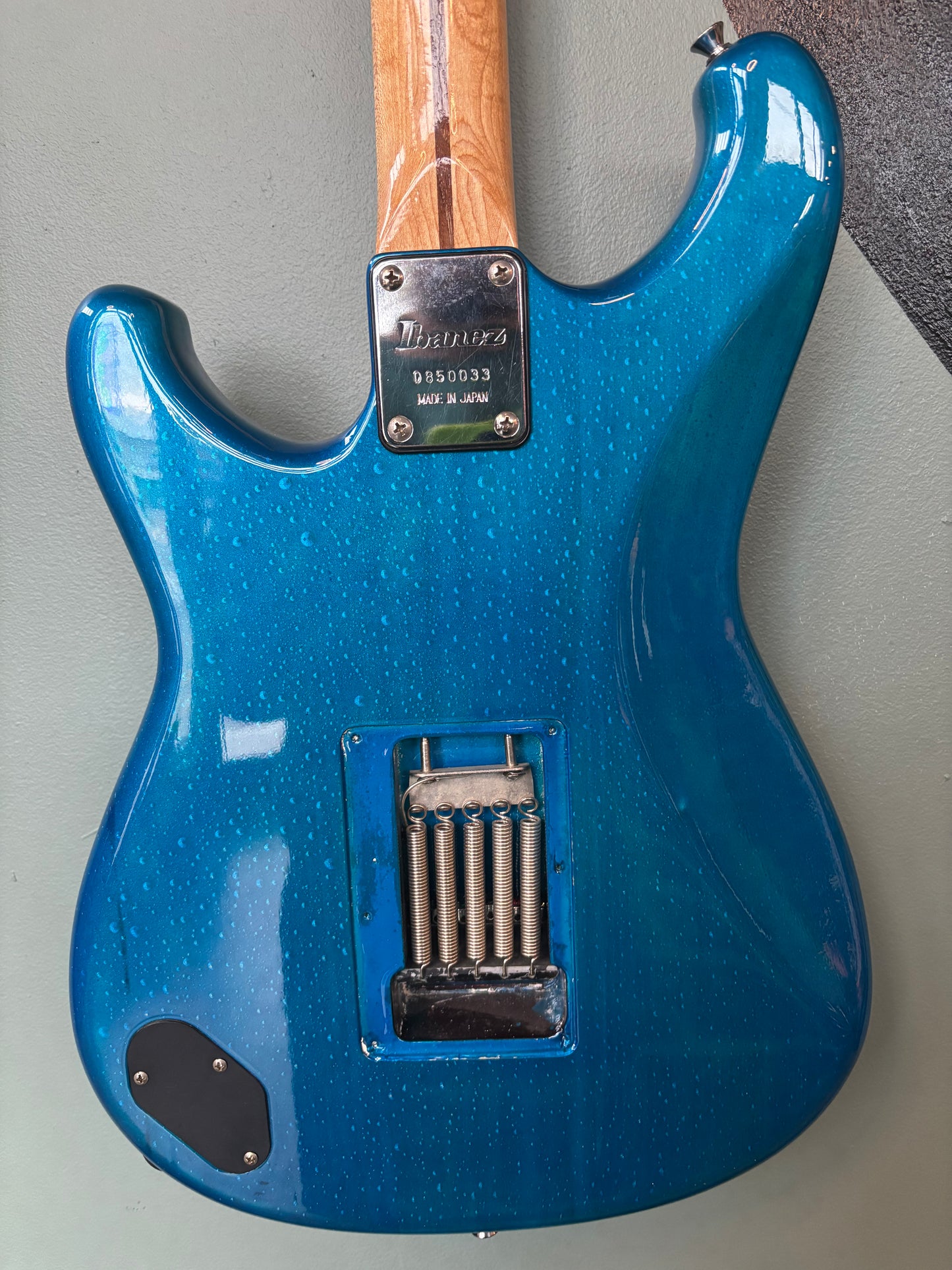 Used Ibanez Roadstar II MIJ