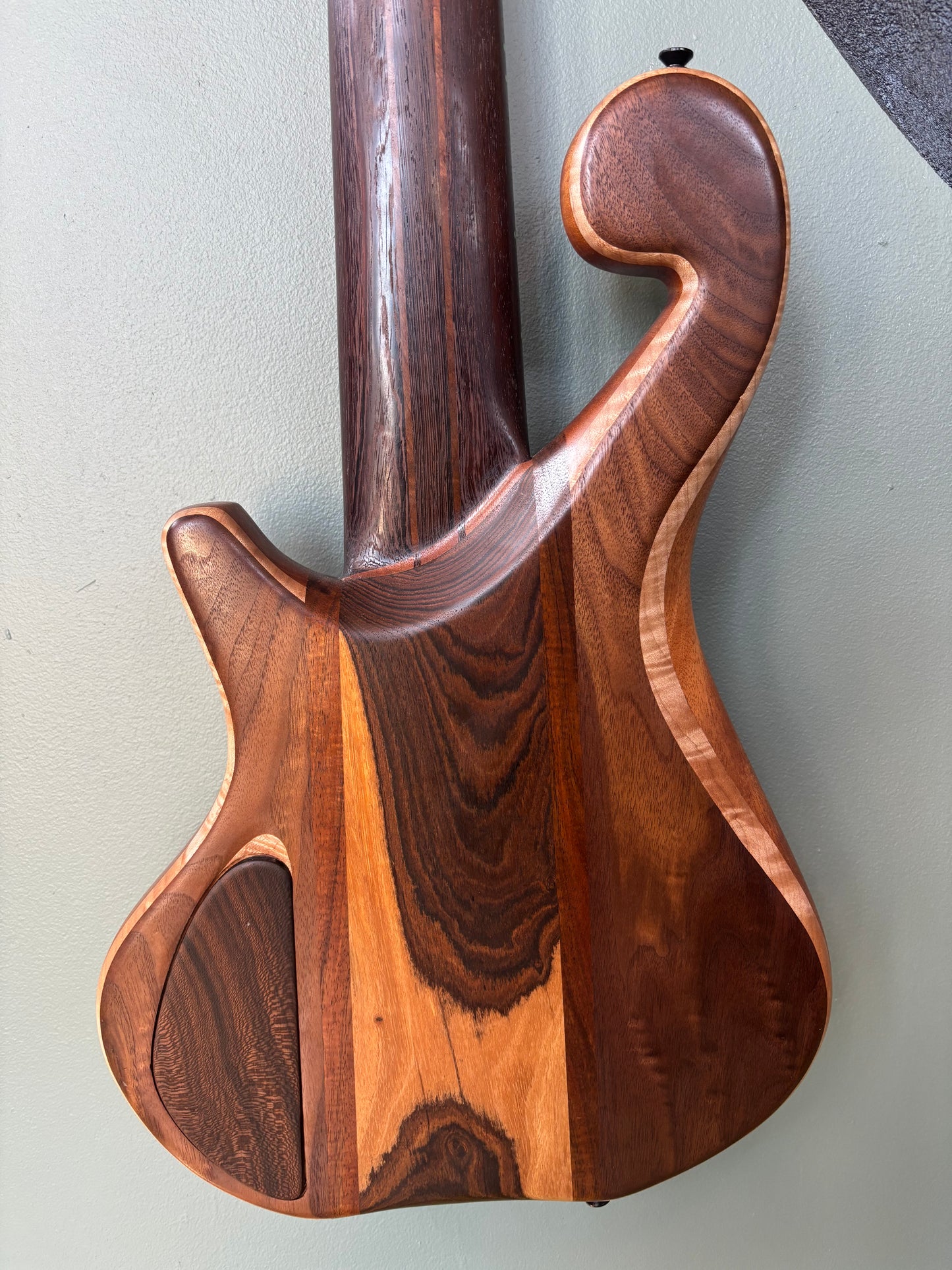 Beardly Customs Beardly Custom 6 Lined Fretless
