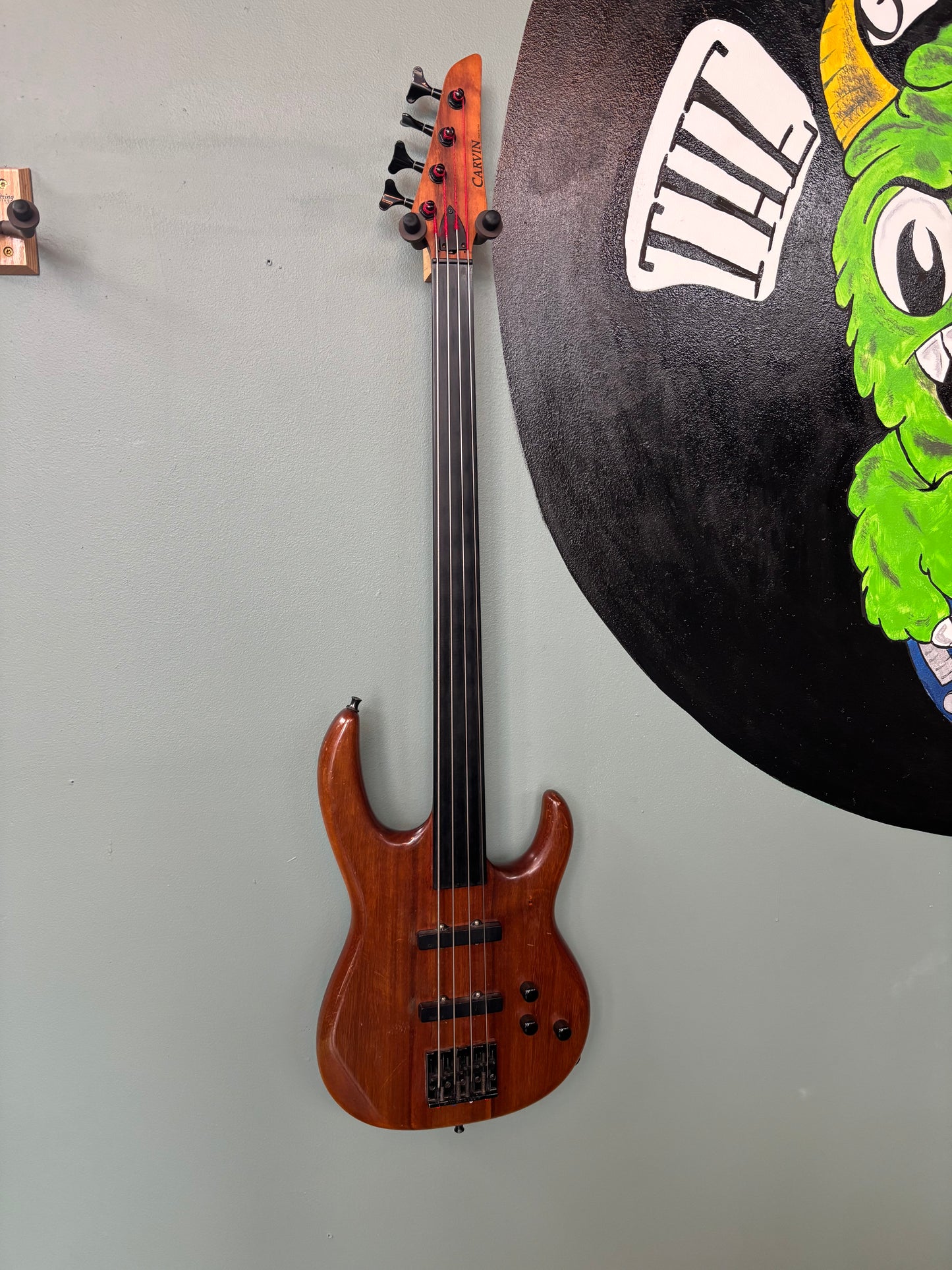 Used 90s Carvin LB-70F Koa Fretless Bass Guitar