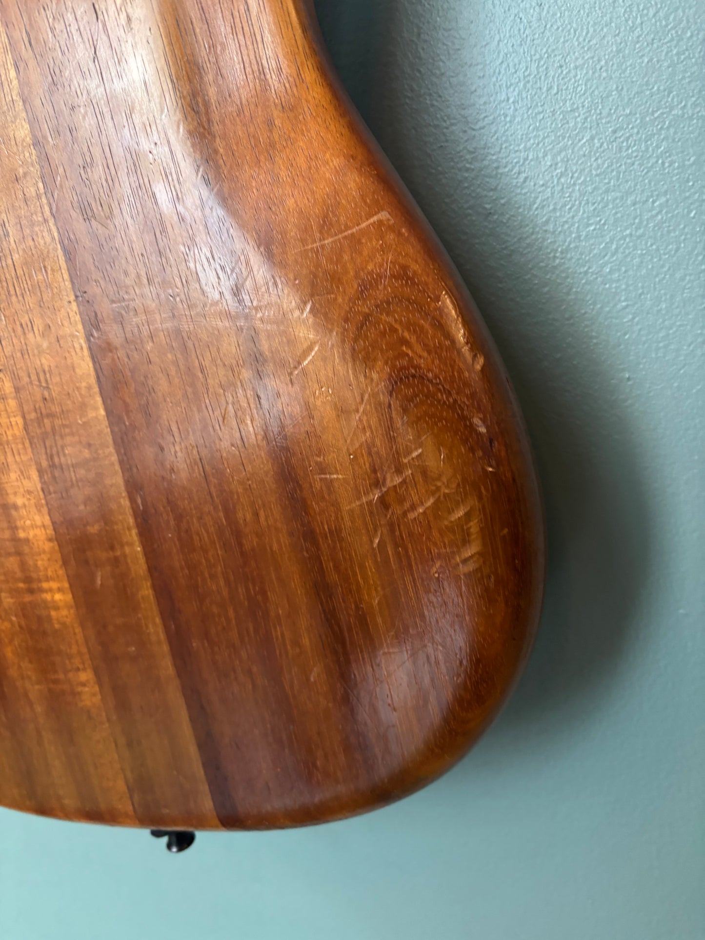 Used 90s Carvin LB-70F Koa Fretless Bass Guitar
