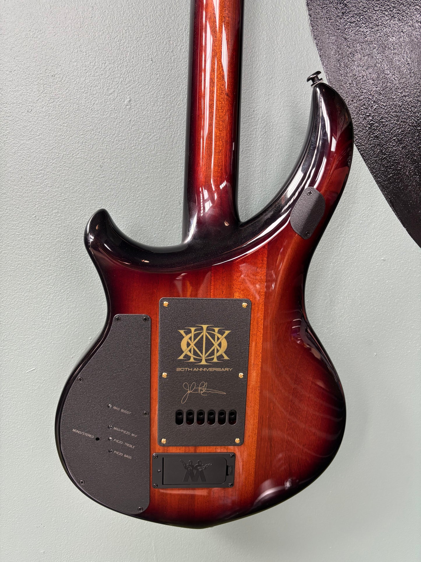 Used Music Man Majesty 20th Anniversary - Honey Butter