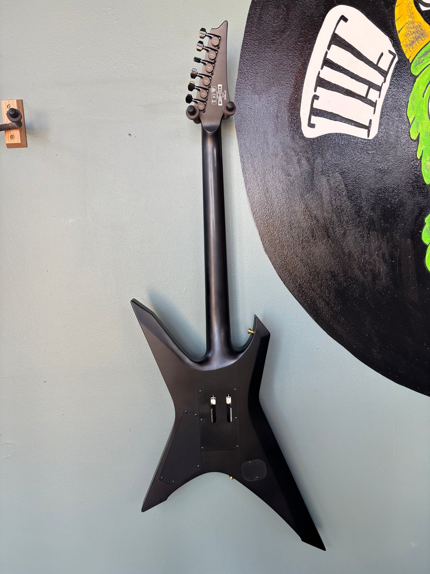Used Ibanez XPTB620-BKF Iron Label Xiphos