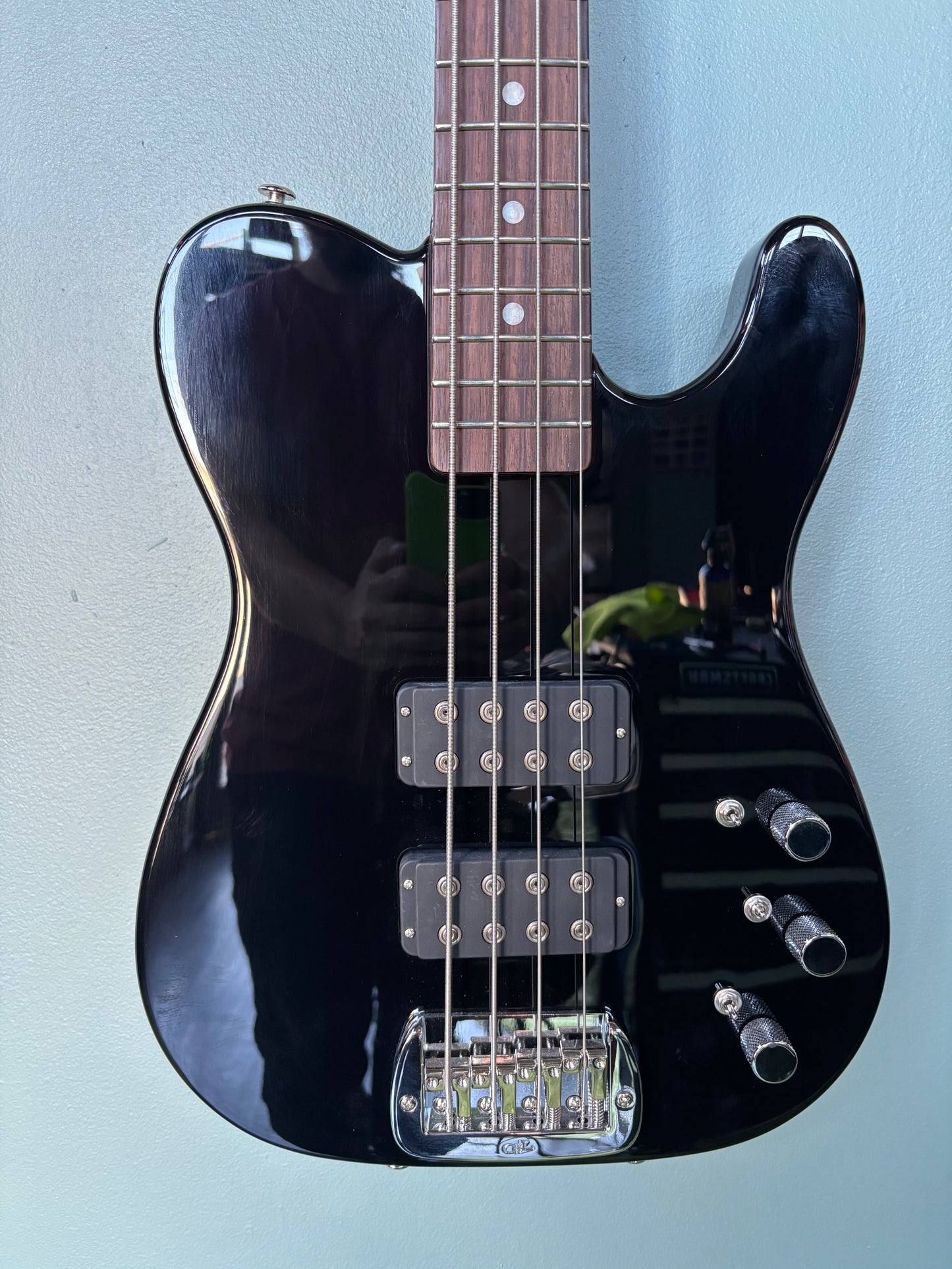 G&L Guitars G&L Fullerton Deluxe ASAT Bass, Jet Black