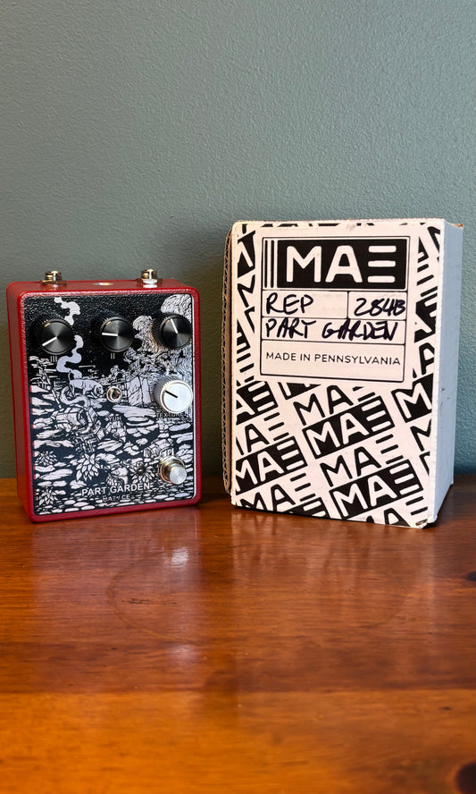 Used Mask Audio Electronics Part Garden