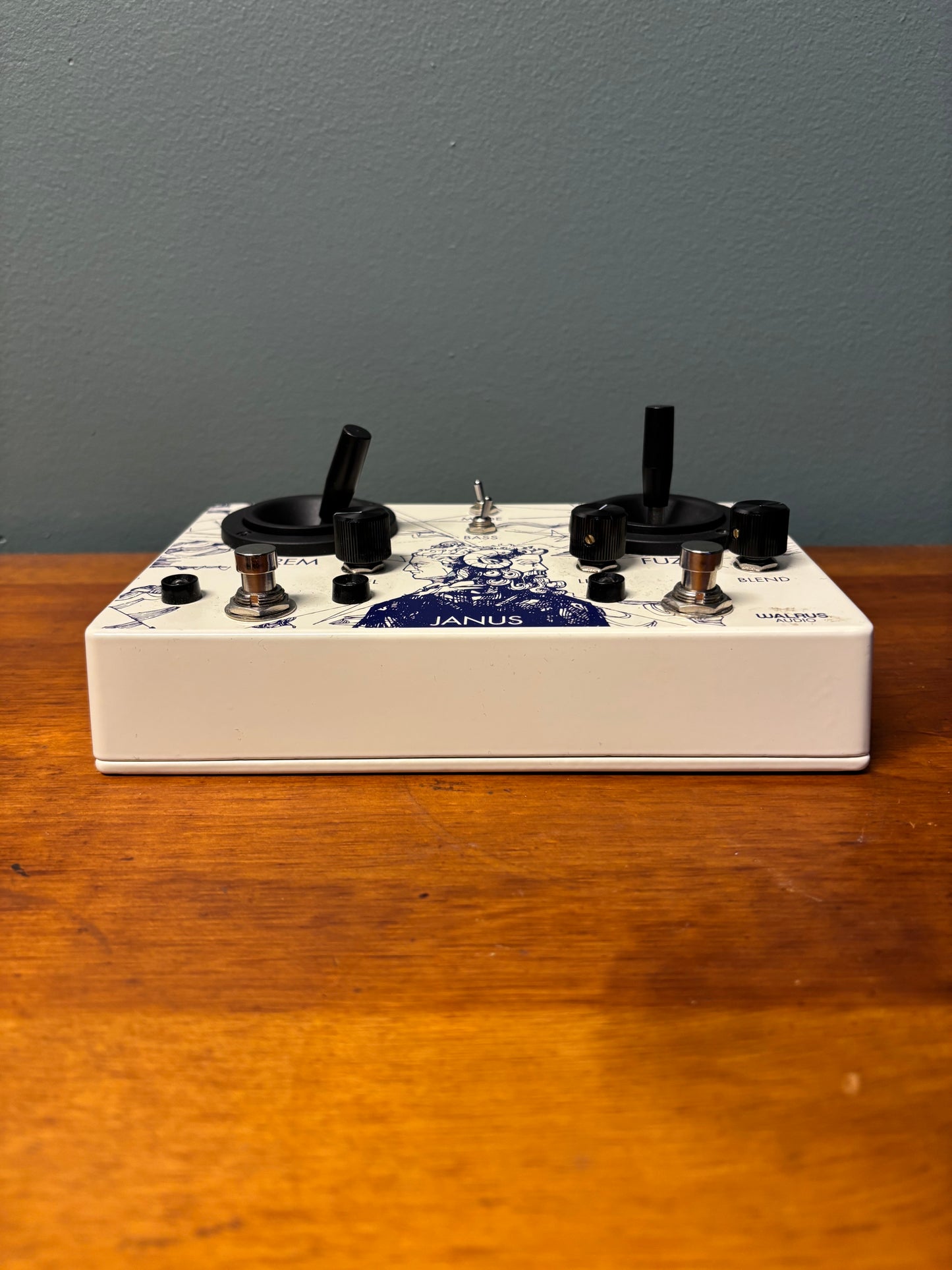Used Walrus Audio Janus