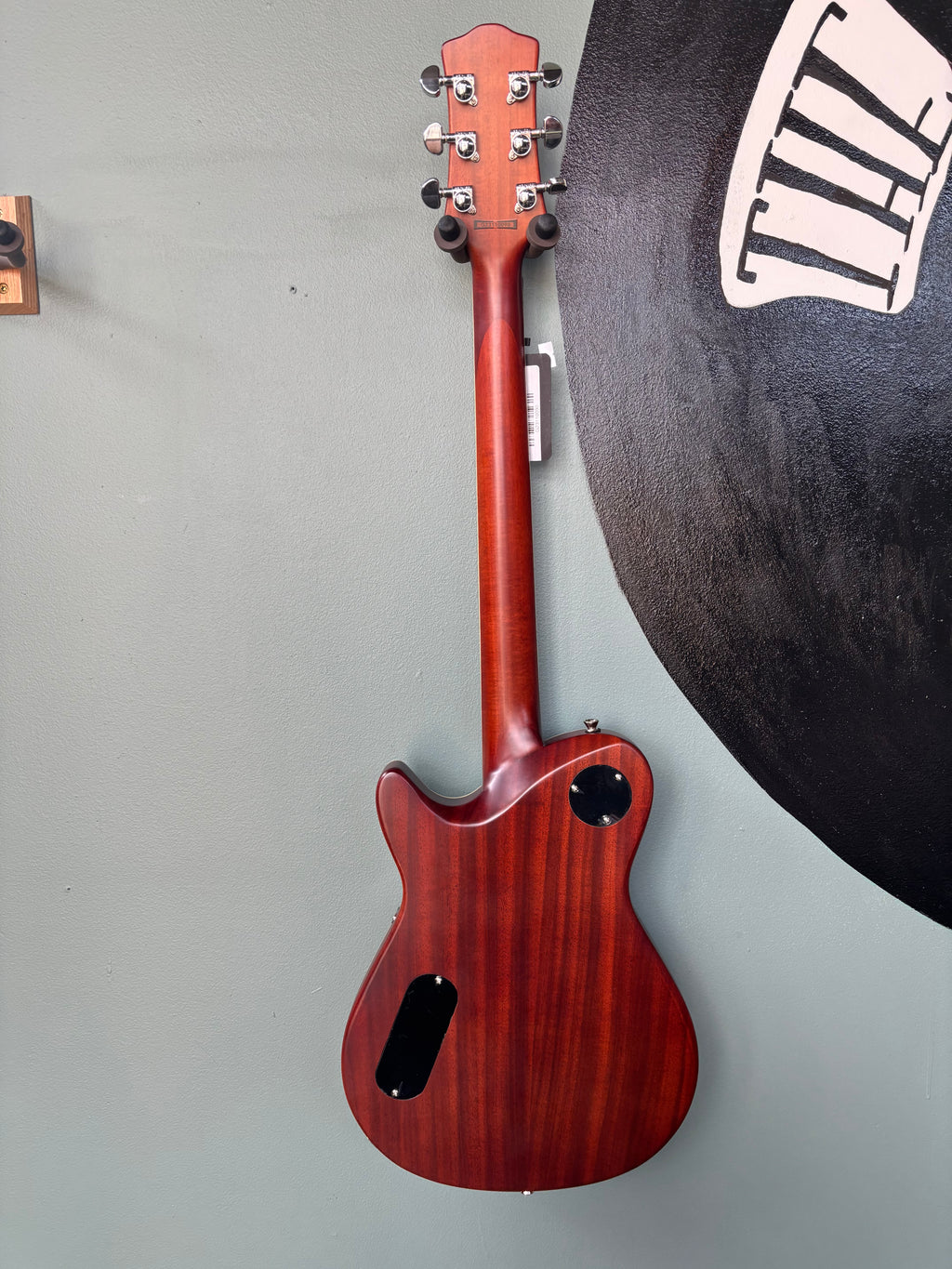 Magneto Velvet Deluxe Electric Guitar