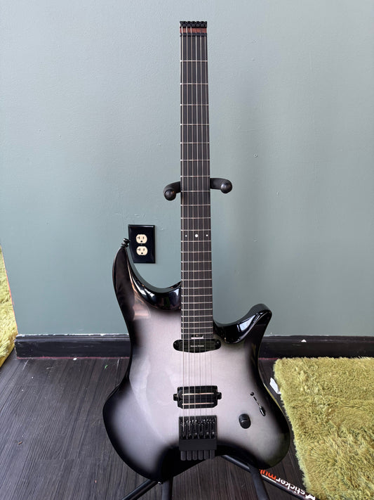Balaguer Select Custom - Vega 6 - Gloss Silverburst - The Guitar Shop PGH
