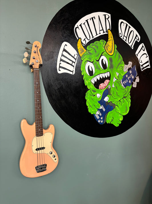 Used Squier Vista Musicmaster Bass - Shell Pink