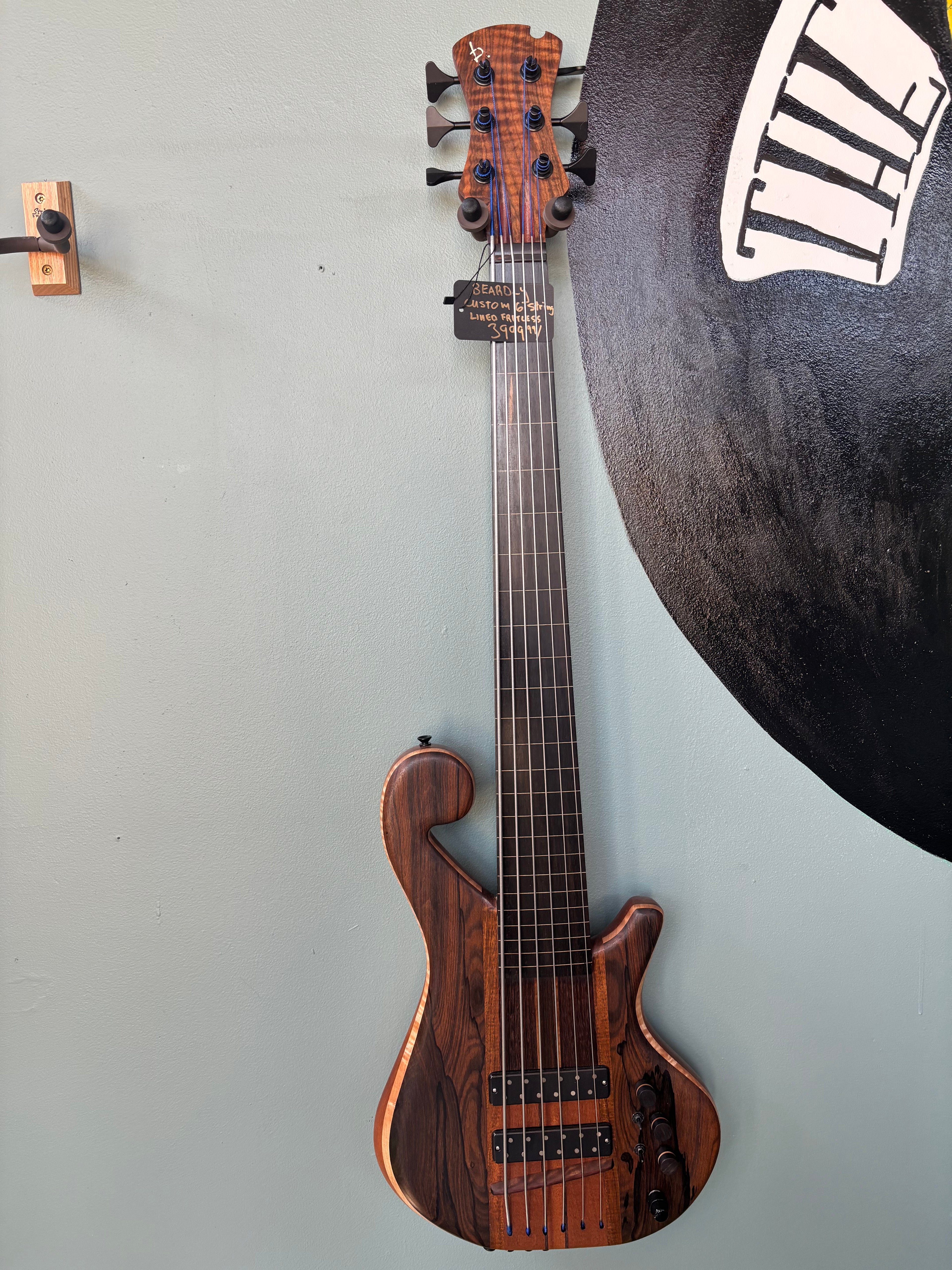 Beardly Customs Beardly Custom 6 Lined Fretless