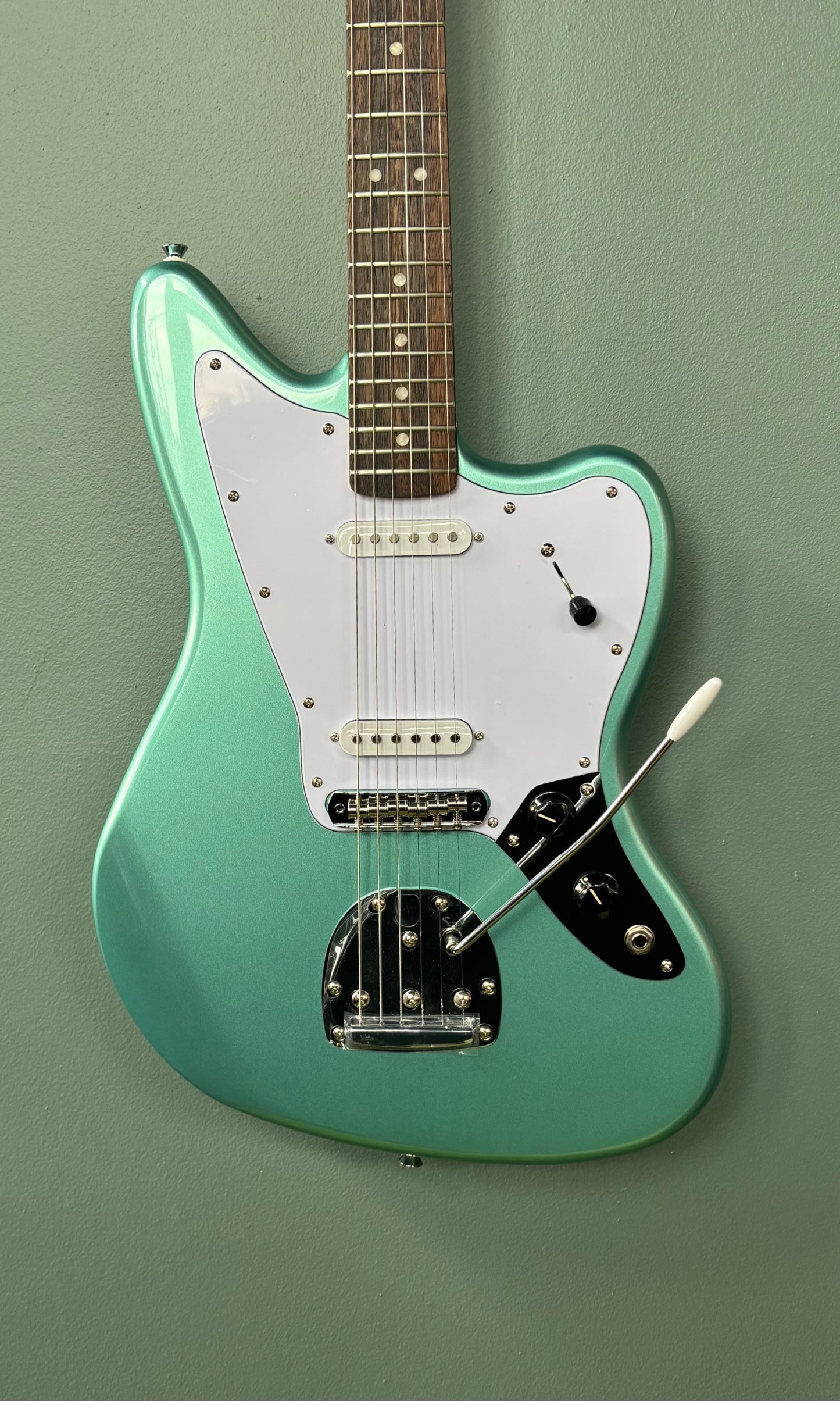 Used Squier FSR Affinity Jaguar Mystic Seafoam