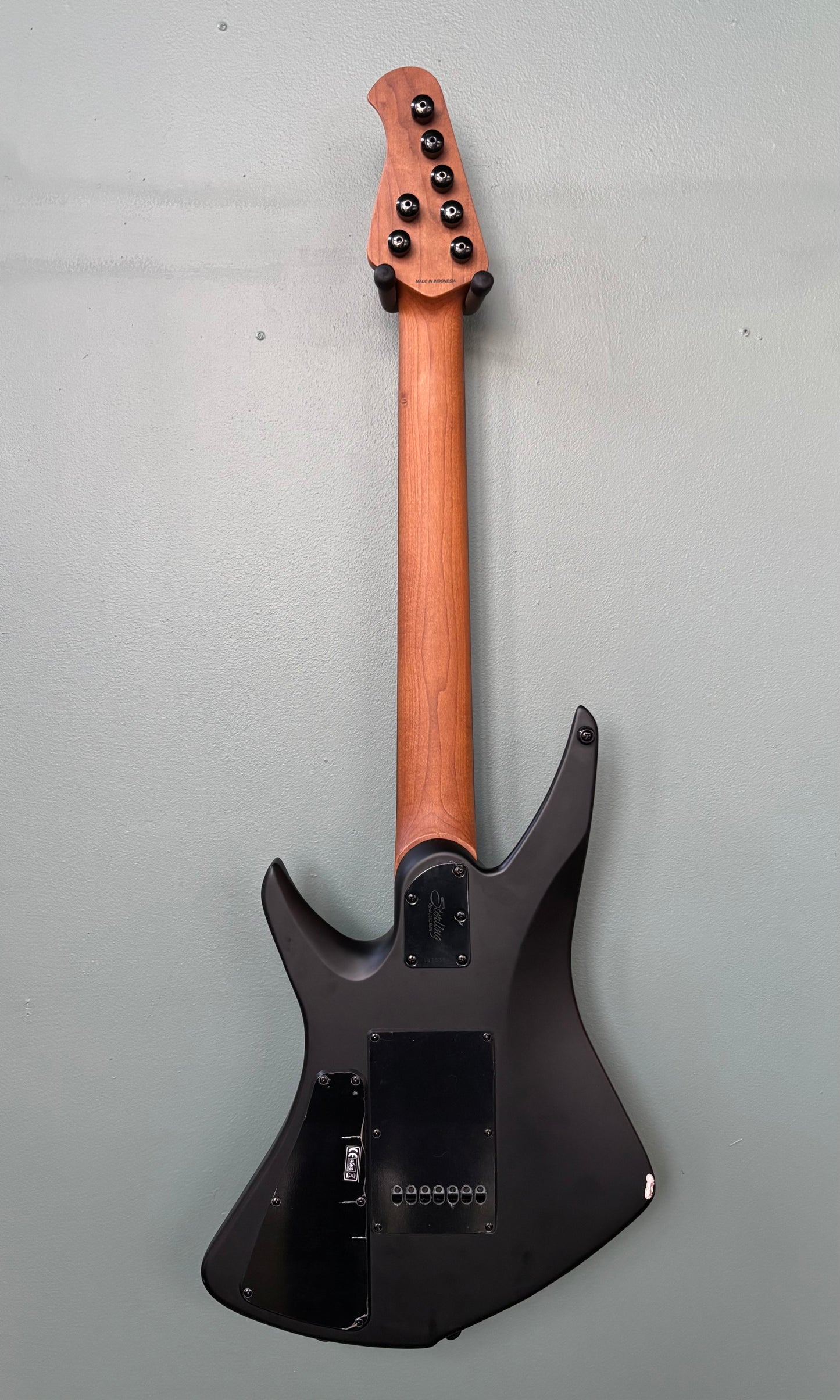 Sterling By Music Man Kaizen7 Stealth Black Blemished