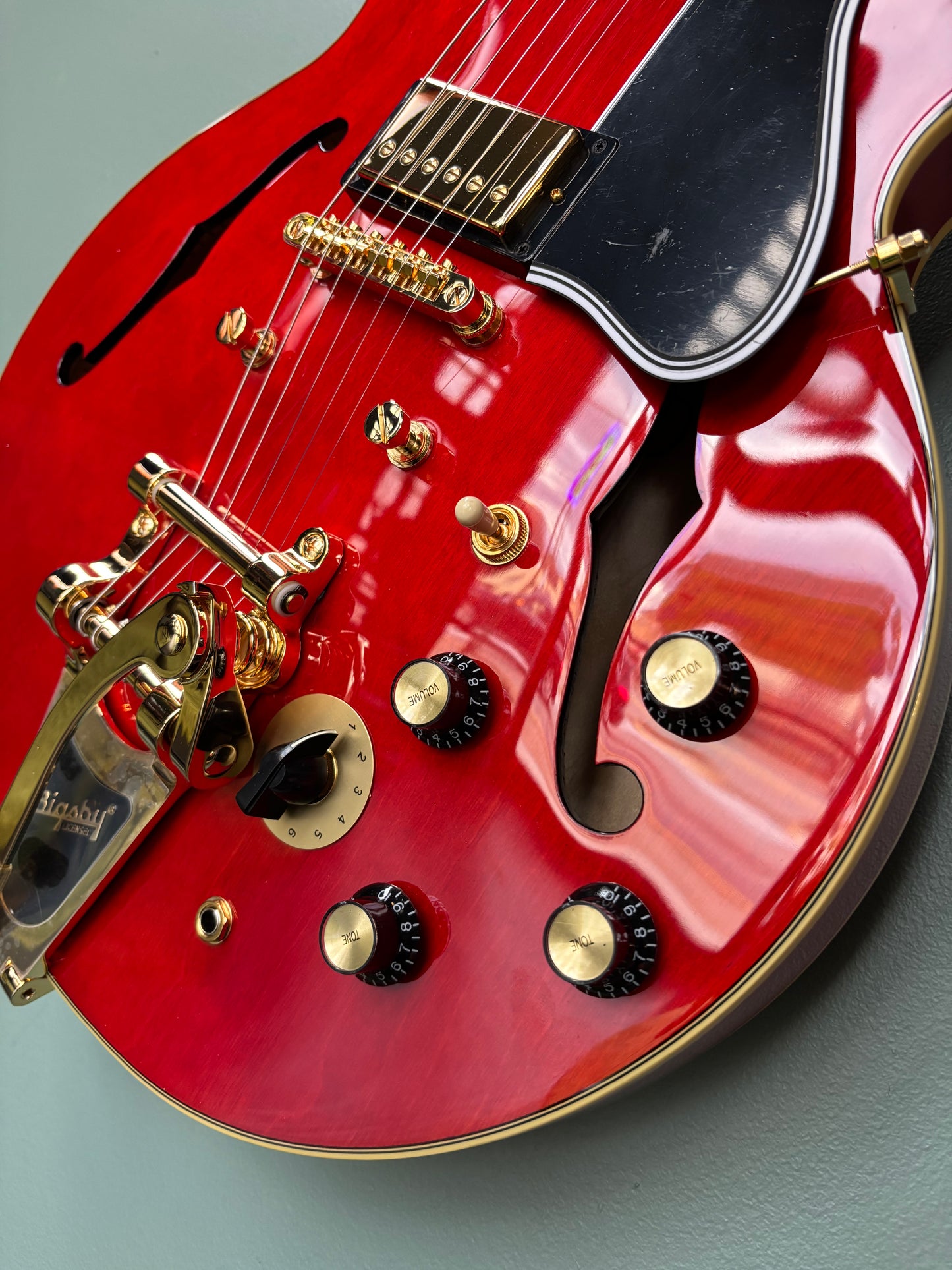 Used (Not really) Epiphone Back to the Future ES-345