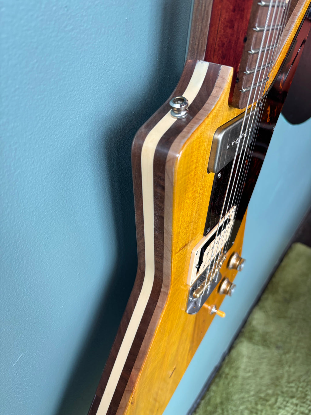 Valentino Guitars EXPL Style 25.5 scale