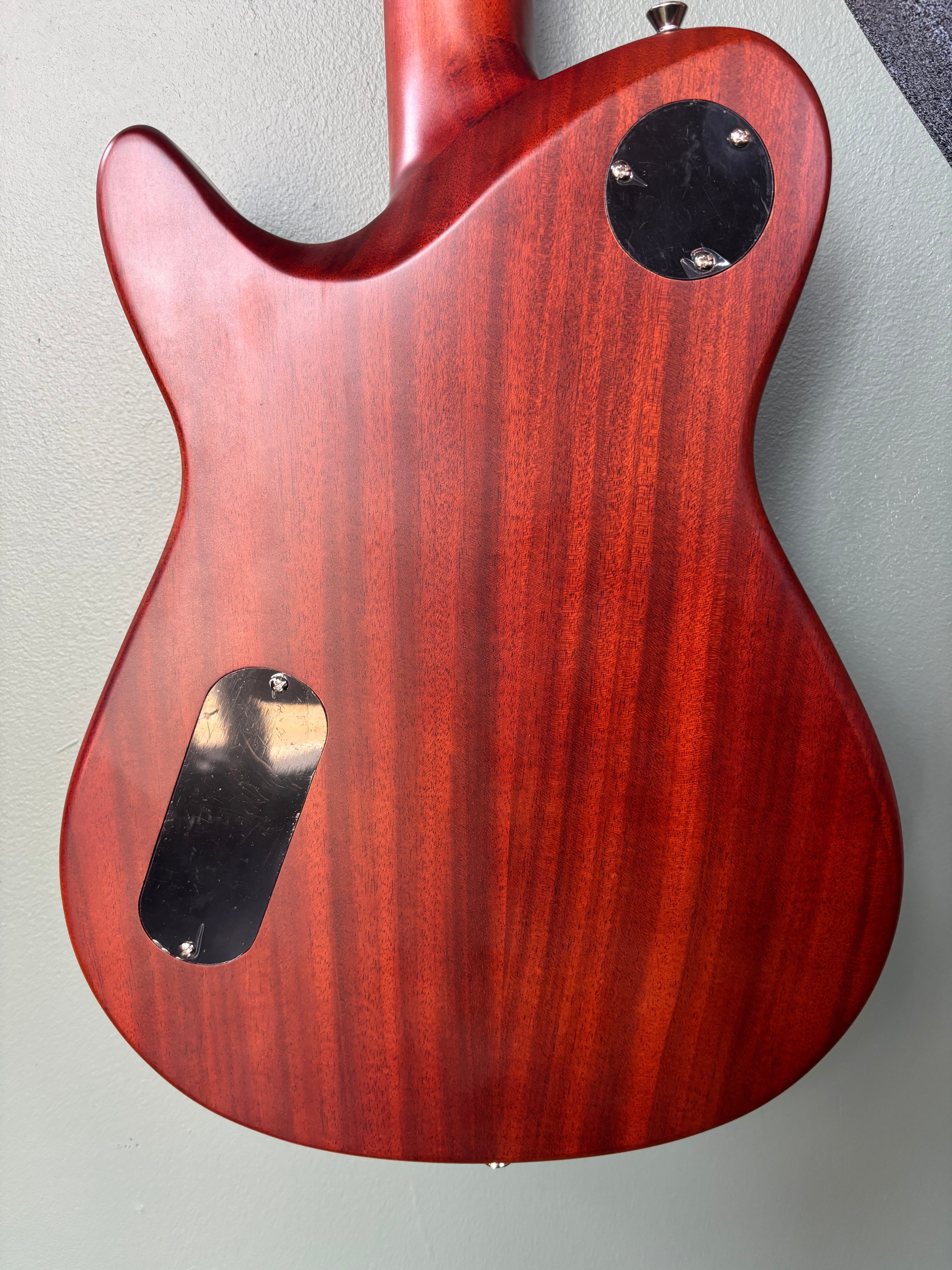 Magneto Velvet Deluxe Electric Guitar