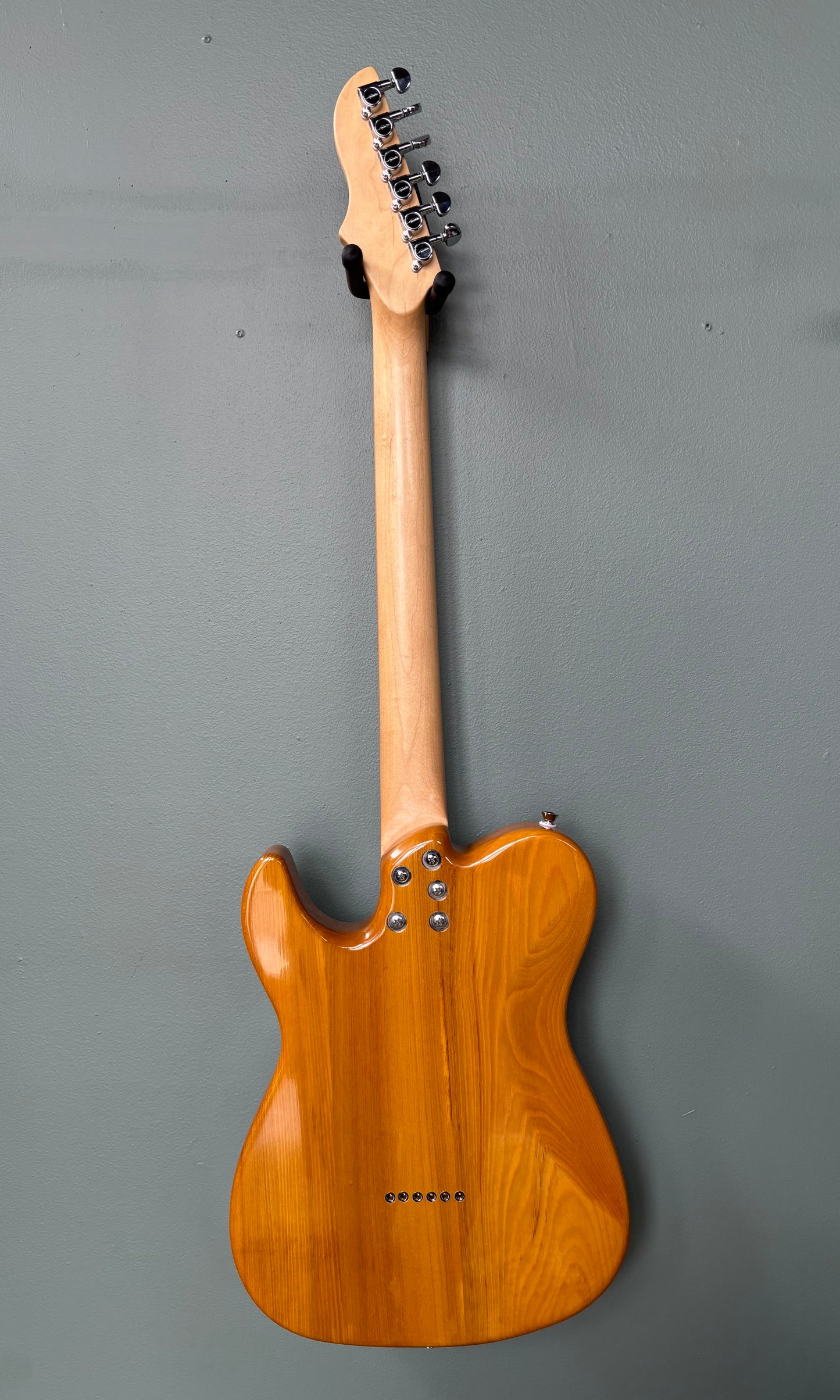 Used Legator Opus Traditional 400 PROTOTYPE