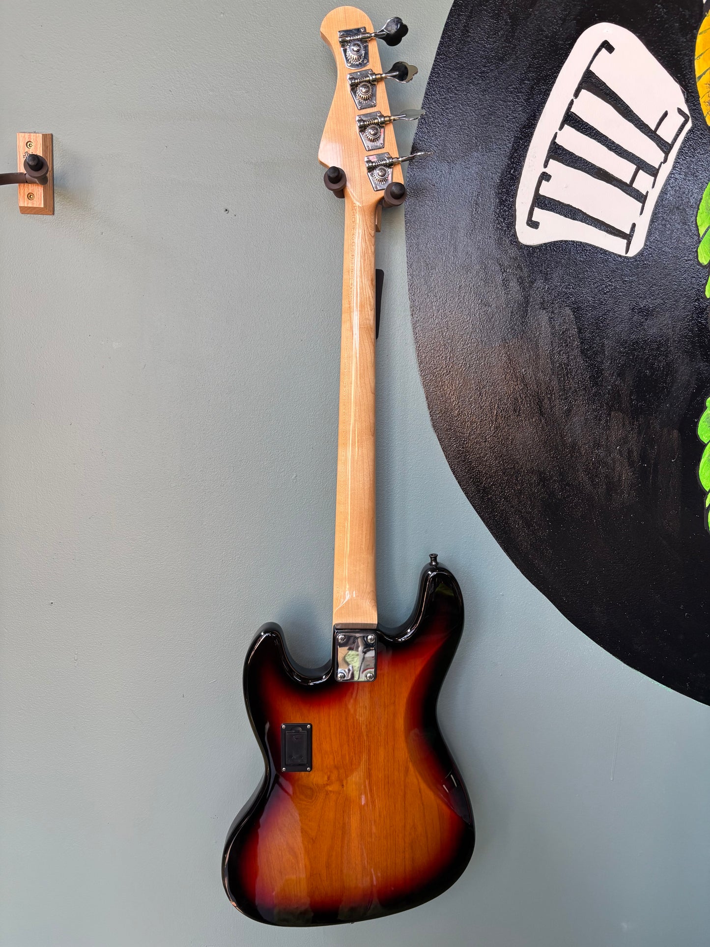Used Allen Eden Disciple 4 String Bass