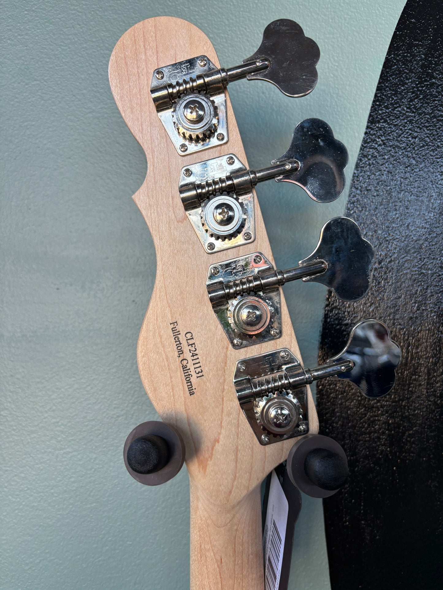 G&L Guitars G&L Fullerton Deluxe ASAT Bass, Jet Black