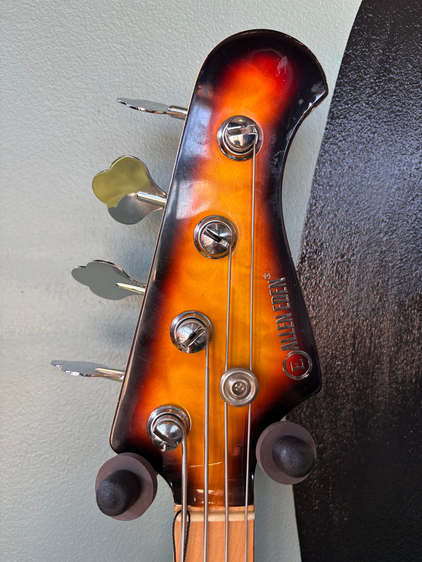 Used Allen Eden Disciple 4 String Bass