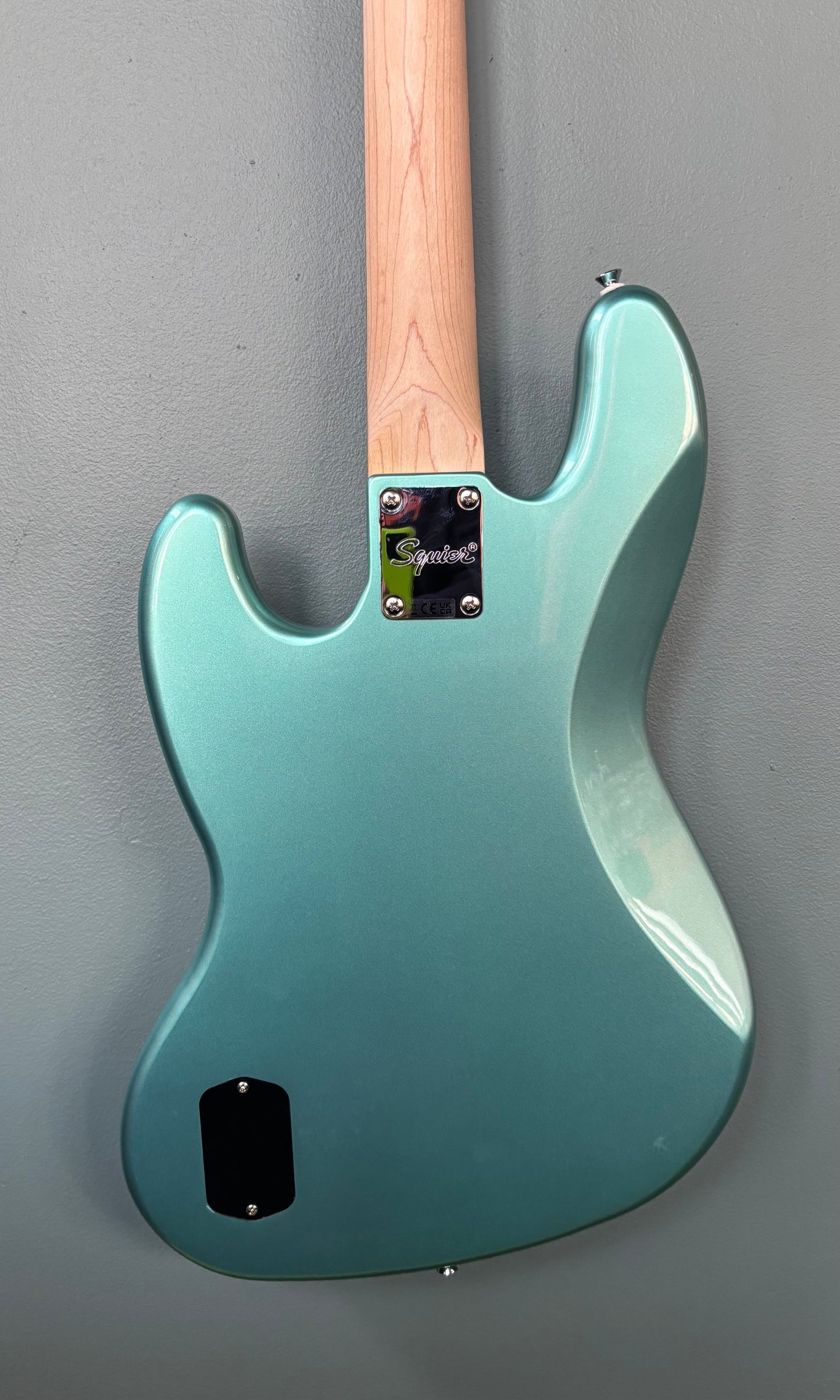 Used Squier Affinity Active Jazz Bass