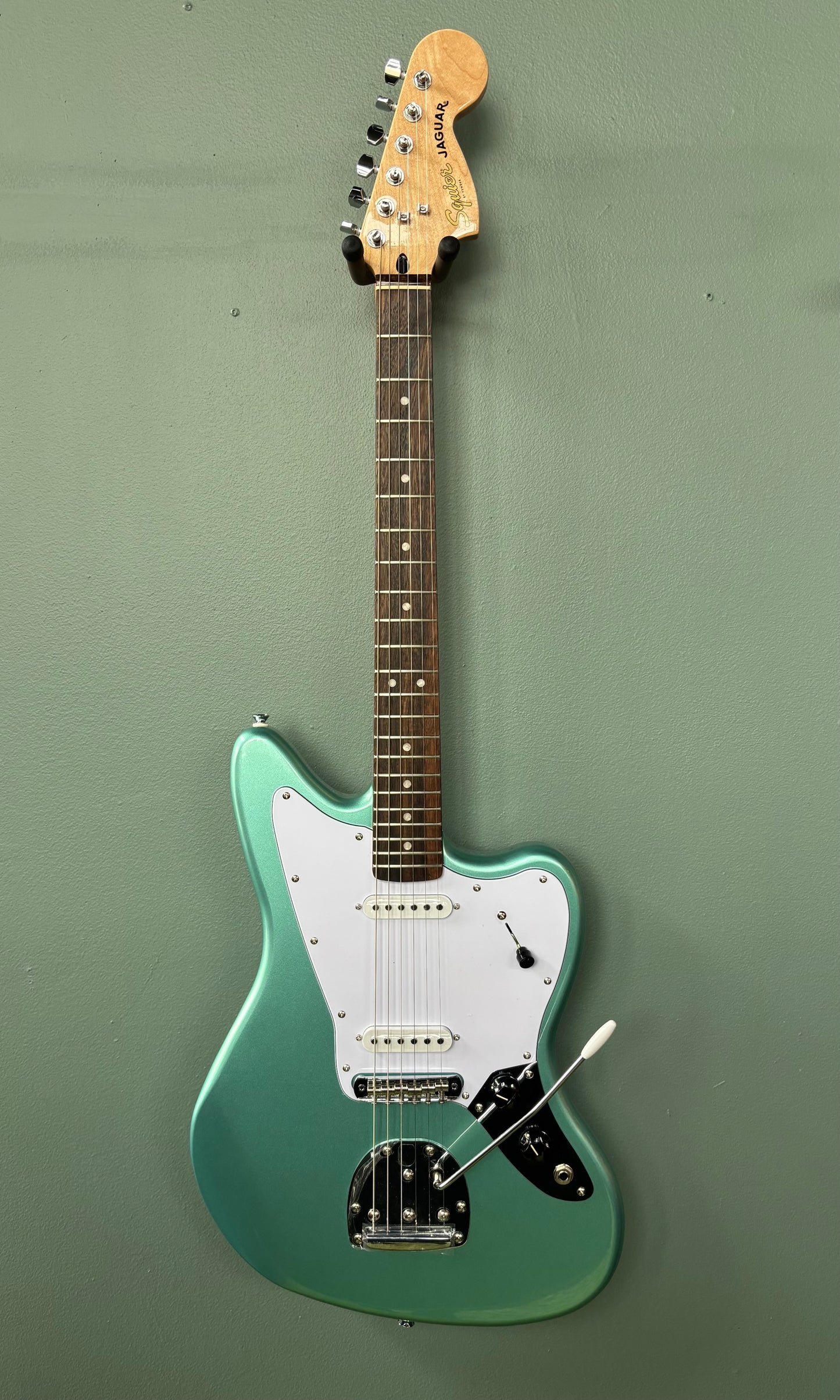 Used Squier FSR Affinity Jaguar Mystic Seafoam