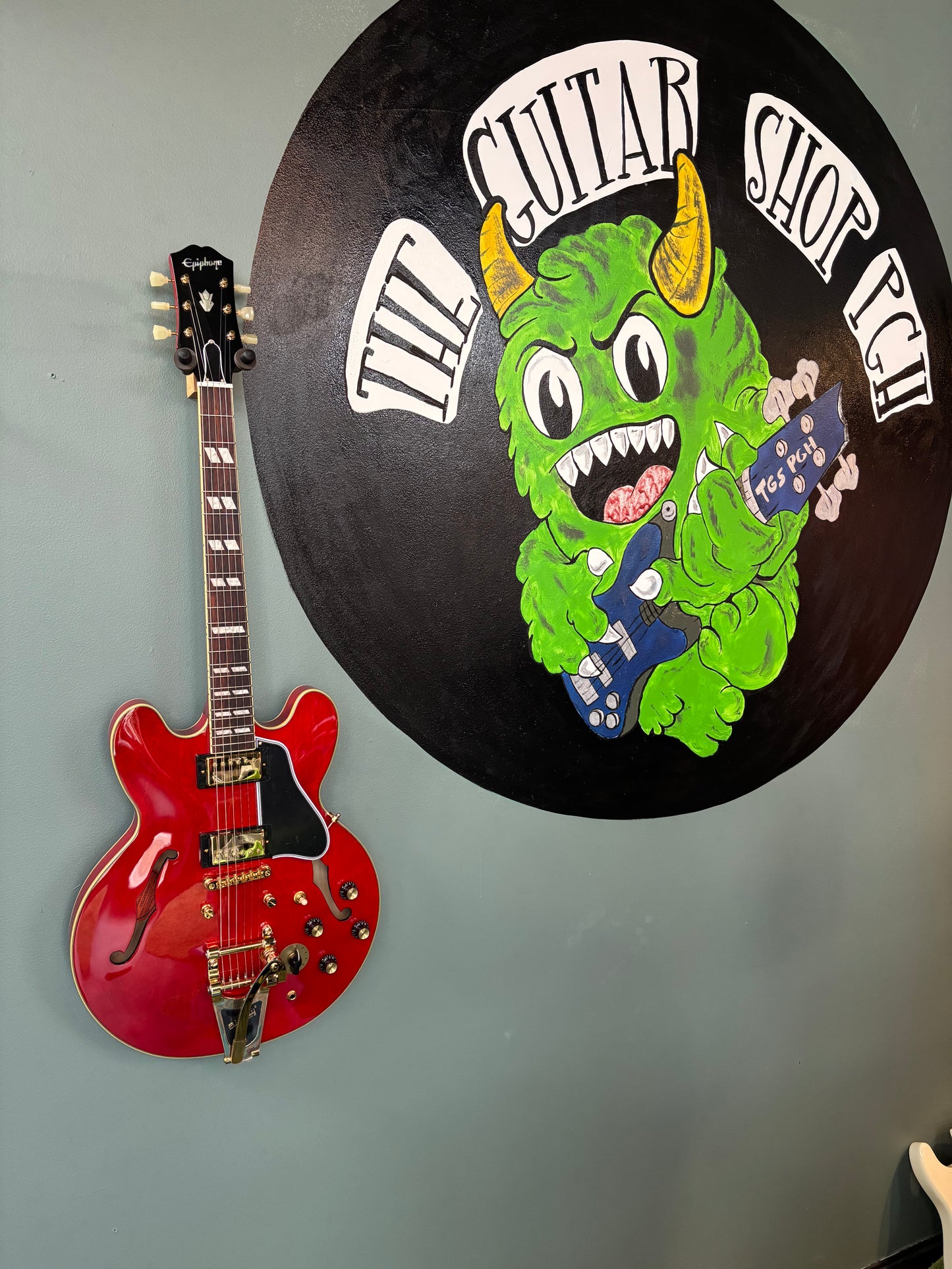 Used (Not really) Epiphone Back to the Future ES-345