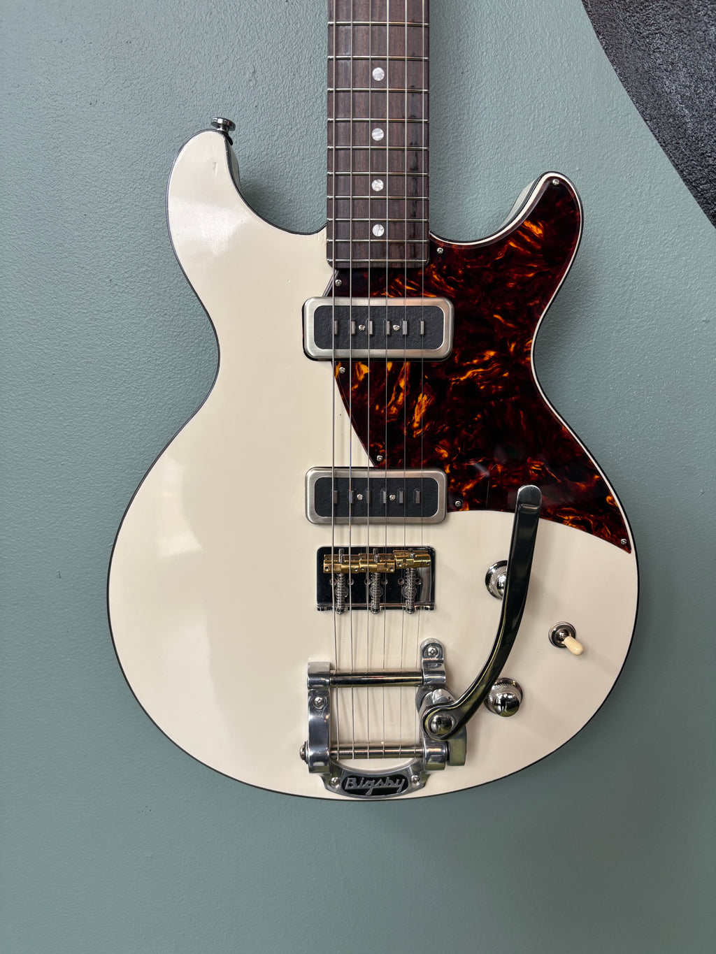 Valentino Guitars - DC Special