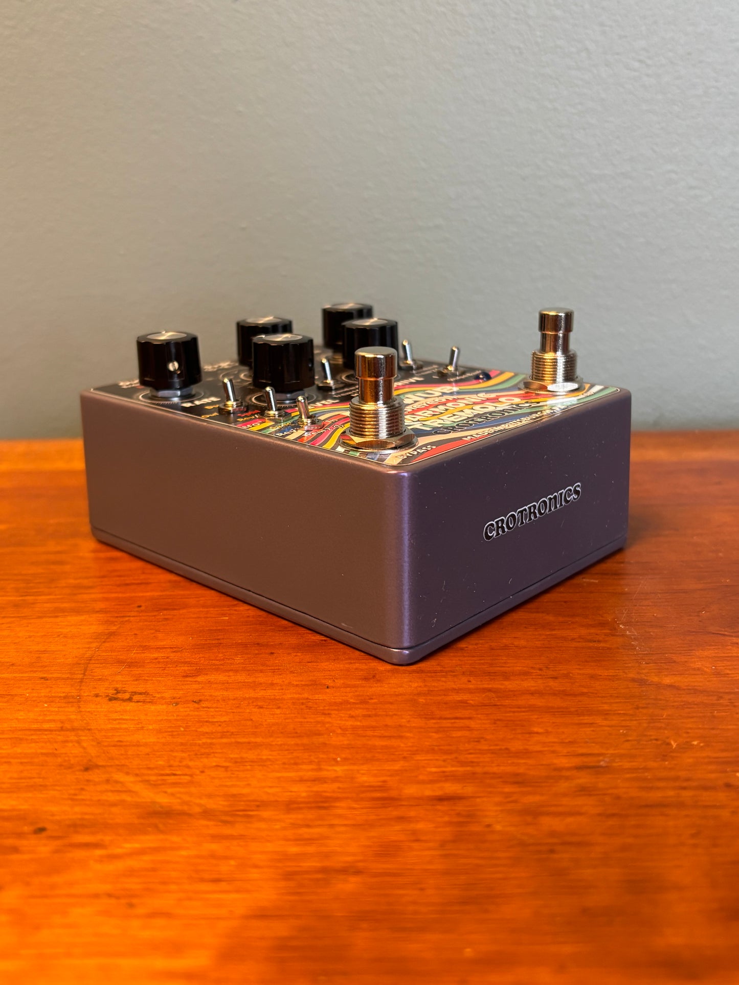 Crotronics Dr Wub Stereo Harmonic Tremolo (4 jack version)