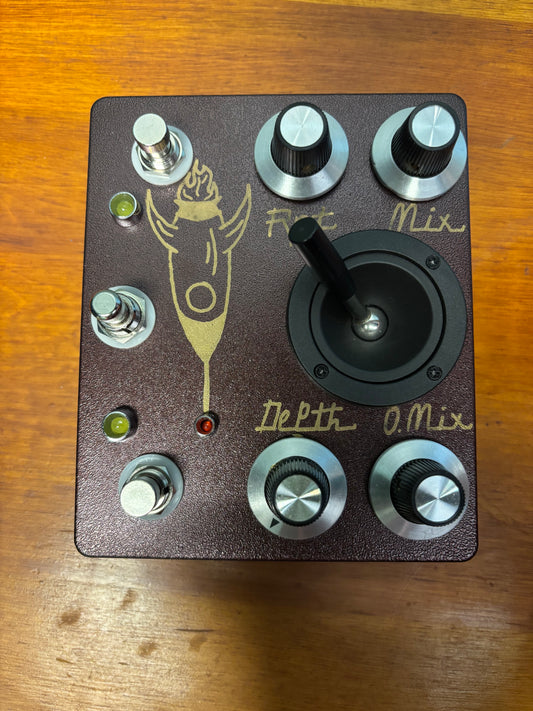 Used Hungry Robot The Karman Line Delay - The Guitar Shop PGH