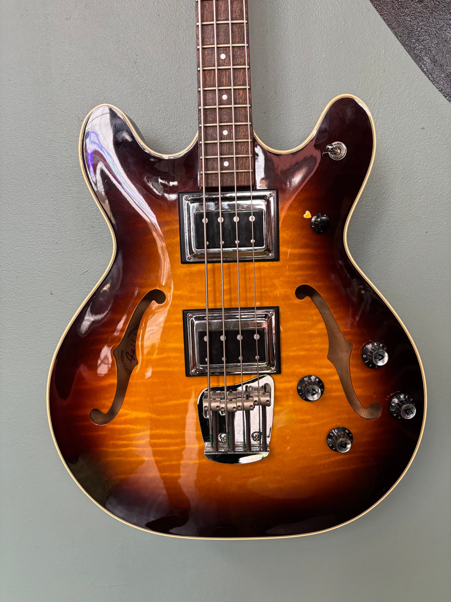 Used Guild Starfire II Bass Guitar